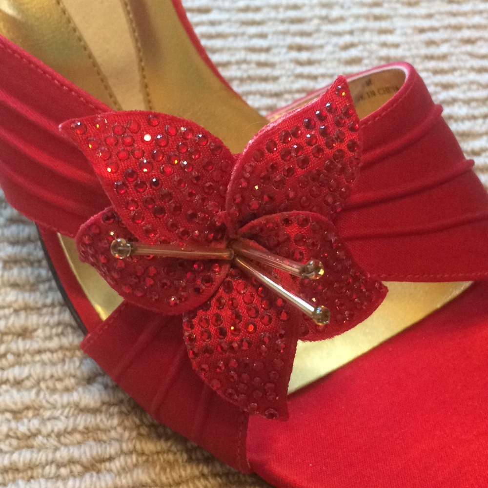 Stunning Red Stain Heels.